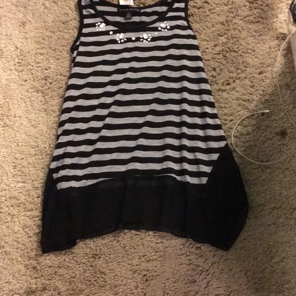 Nice for a simple out to eat or around the house